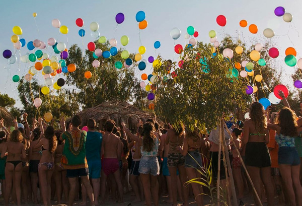 palloncini-in-volo.jpg